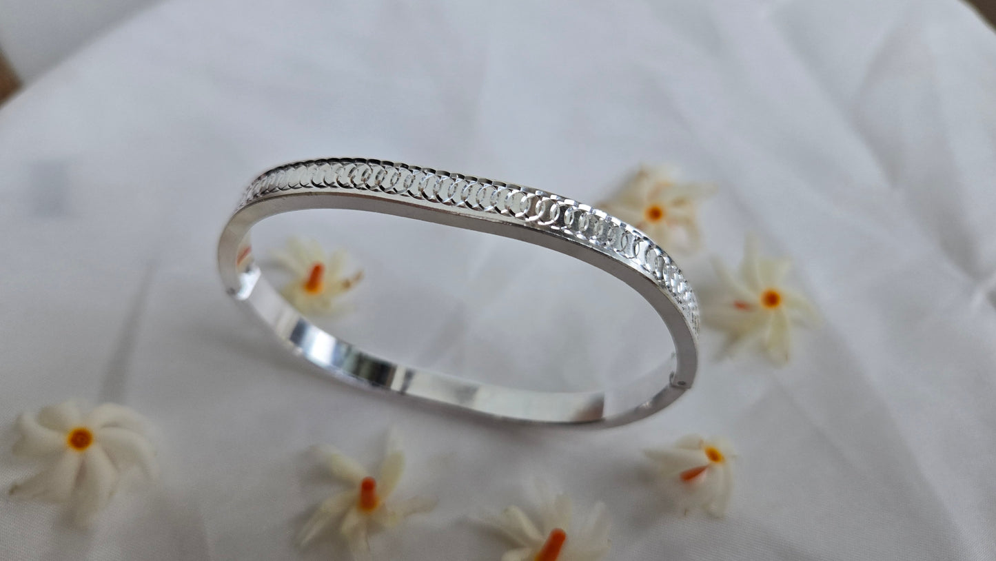 Mens silver Kada