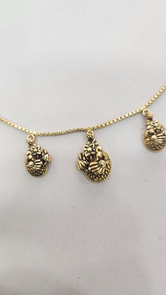 Shanku motif Chain Charms Pendant Necklace
