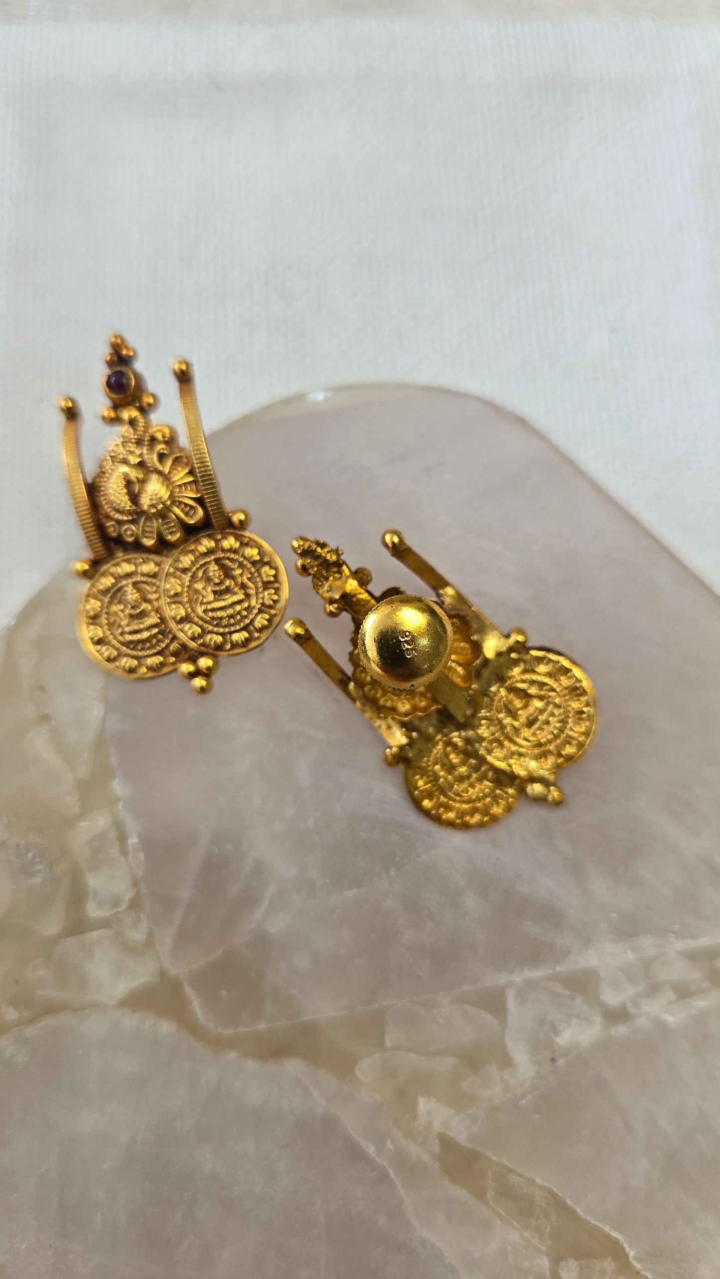 Kasu Nagas Stud Earrings