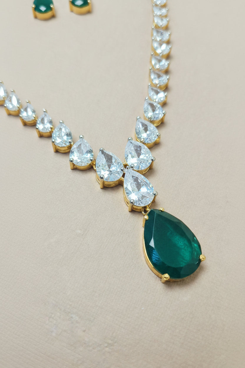 Solitaire look alike stone necklace
