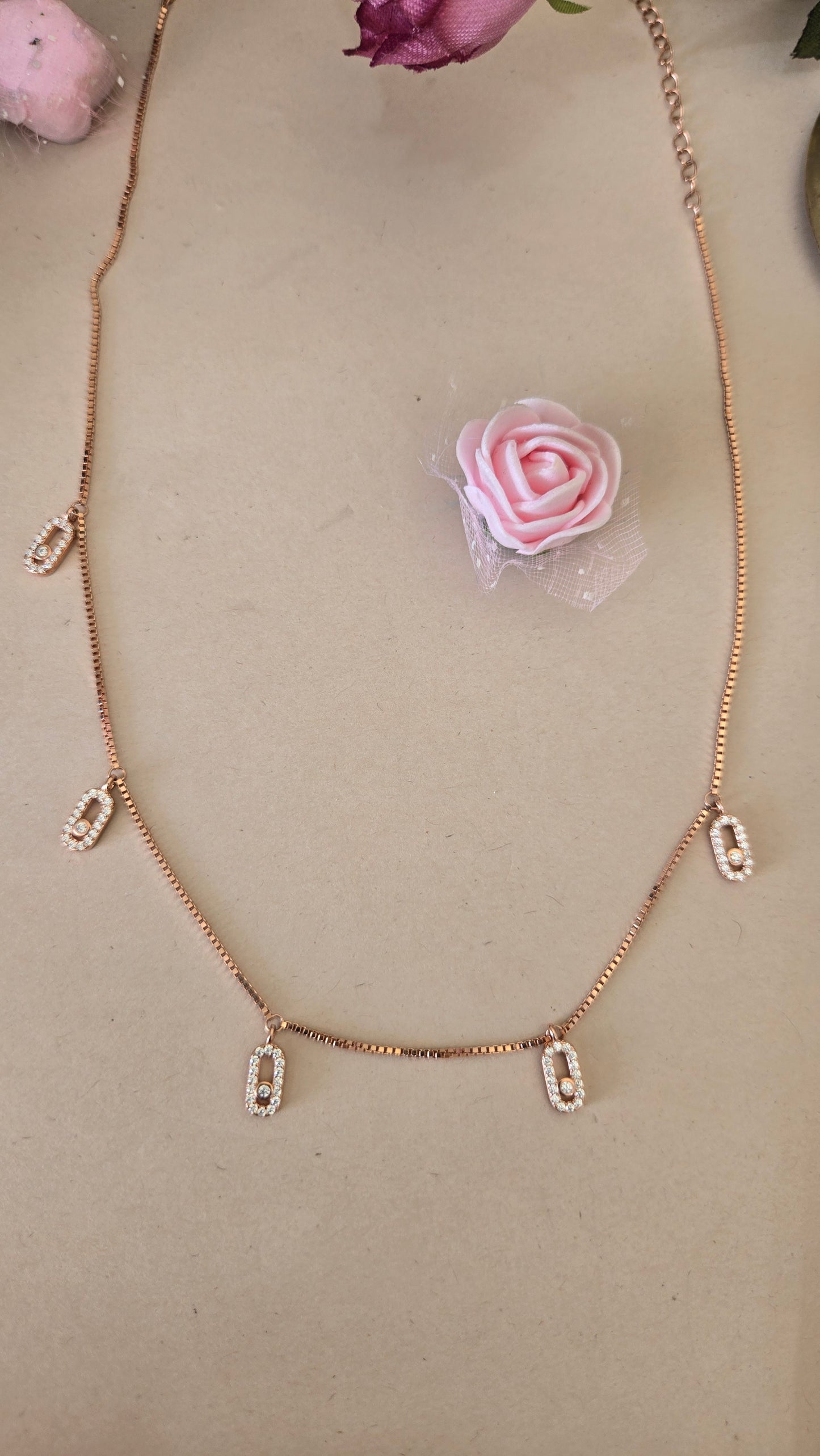 White stoned invisible chain