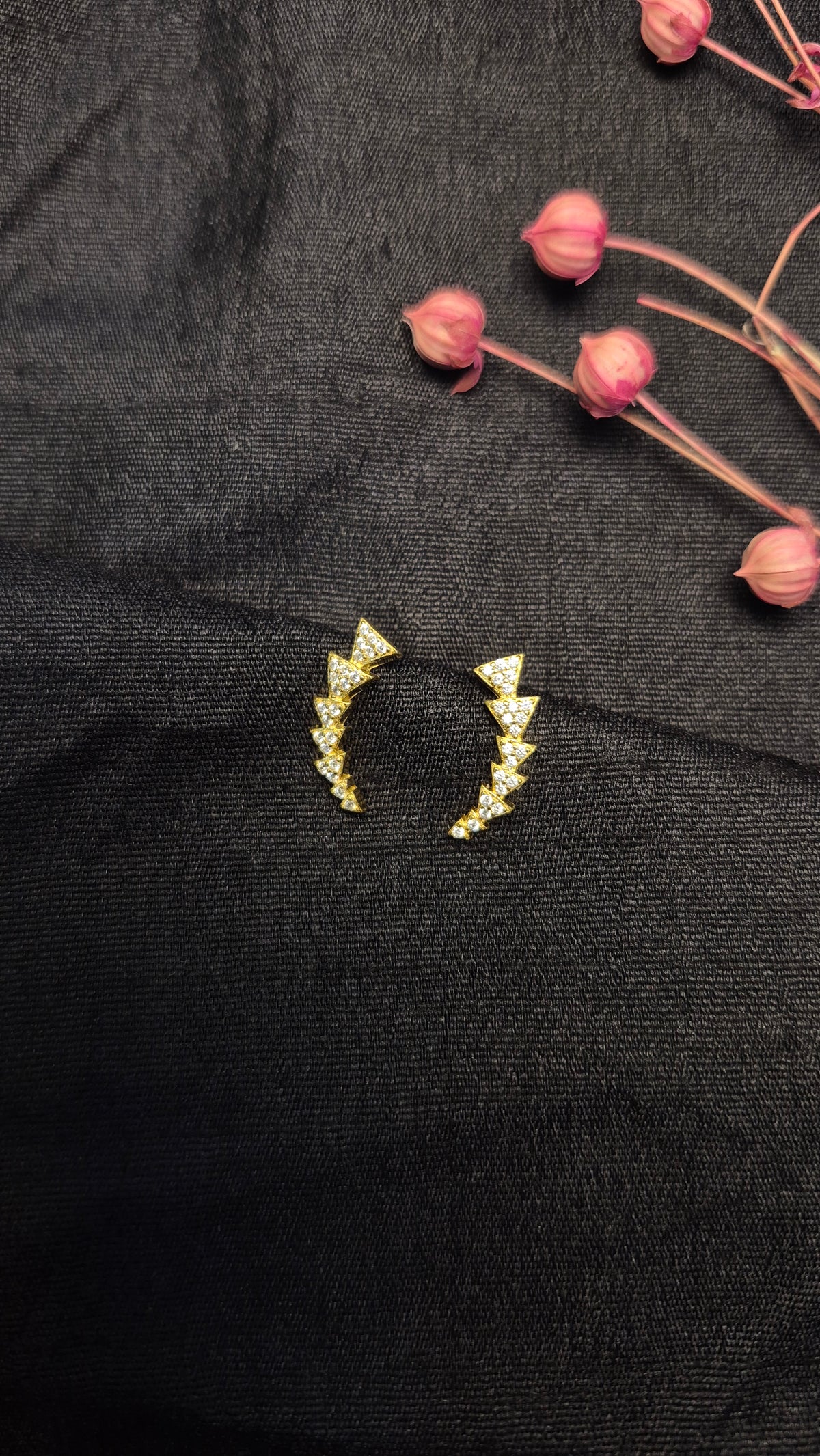 Triangular array Ear Climber
