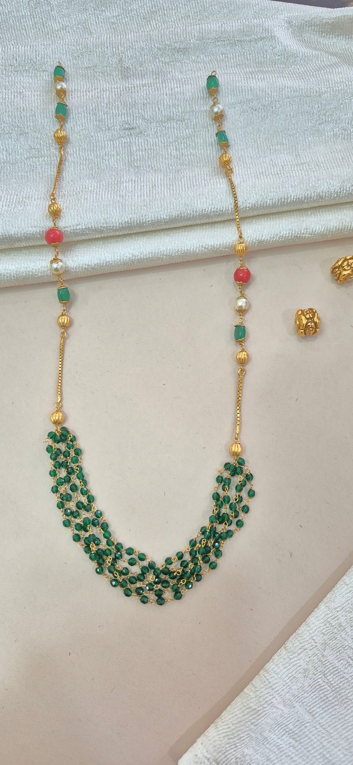 Beads chain