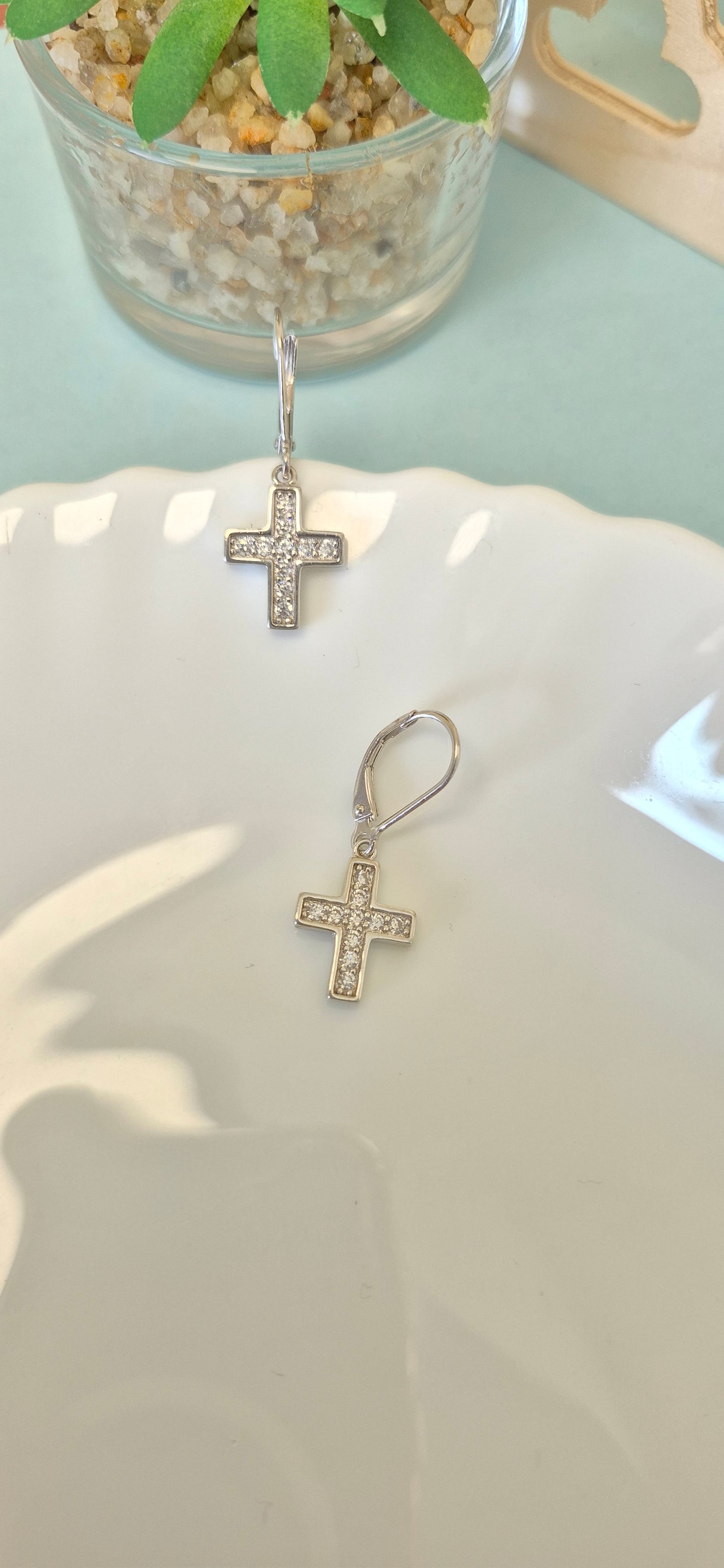 Cz Cross drop