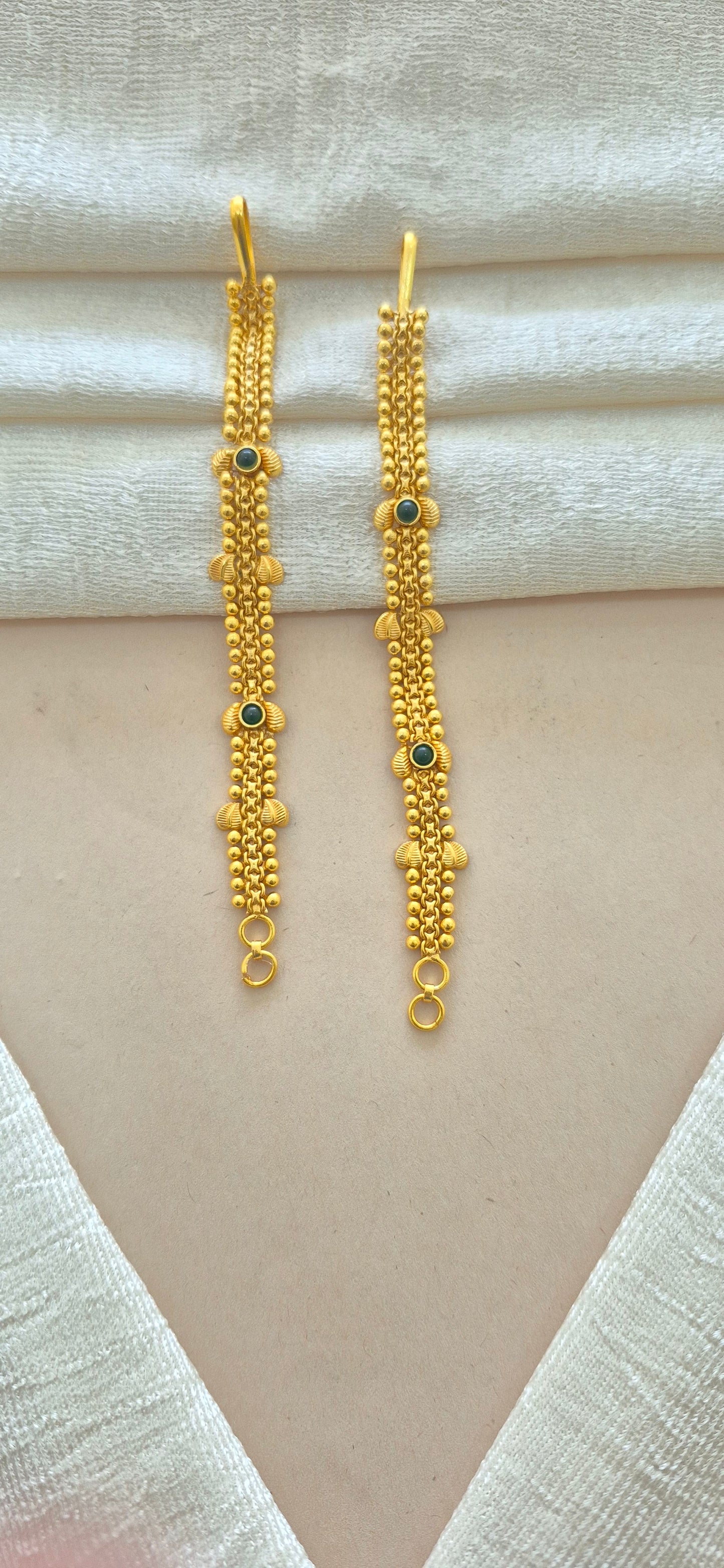 Green stone maati