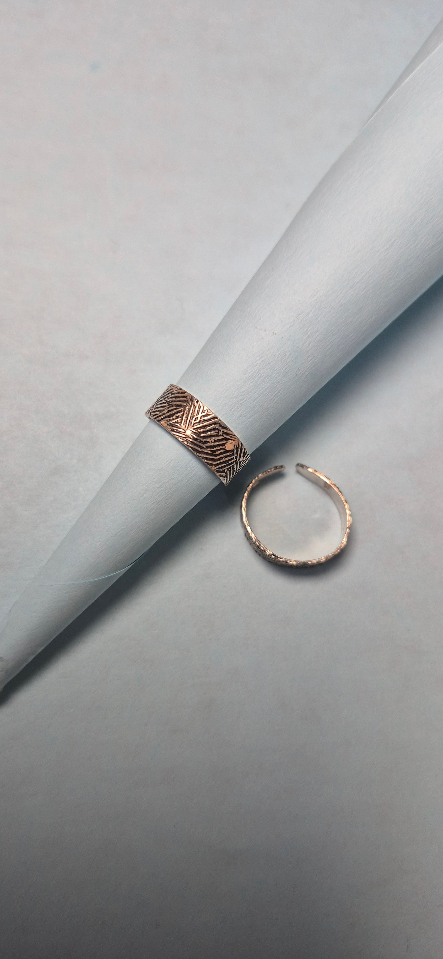 Random Lines toe rings