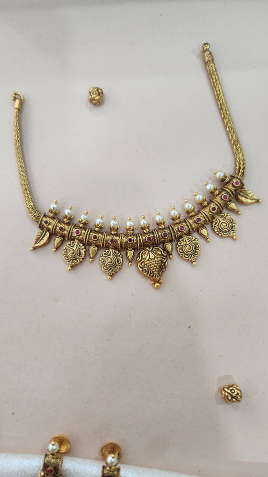 Short Necklace