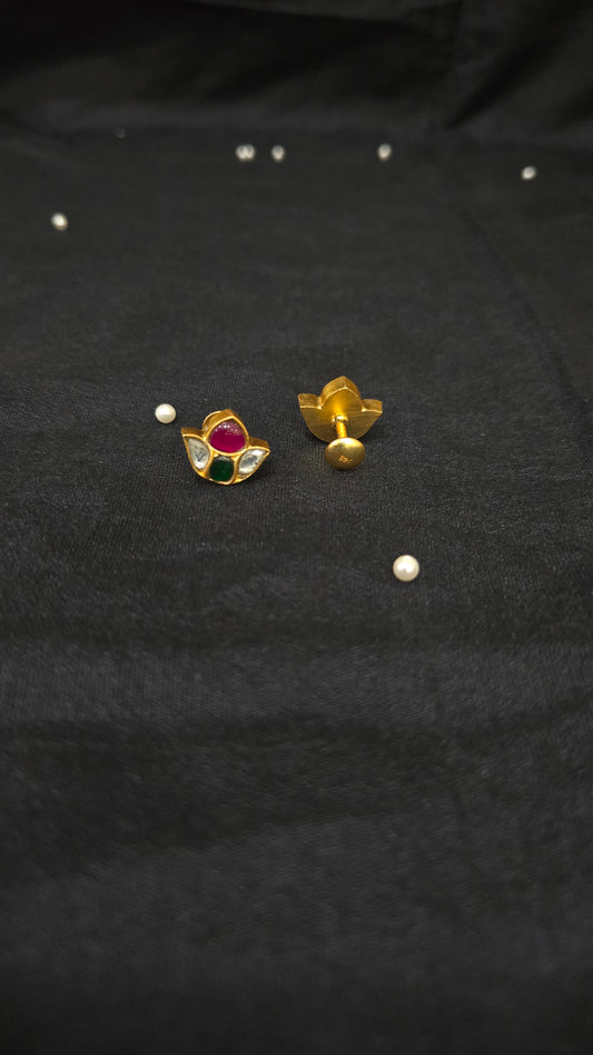 Kundan flower stud