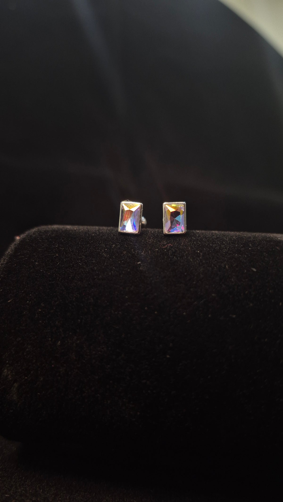 Multicolour Rectangular stone helix stud
