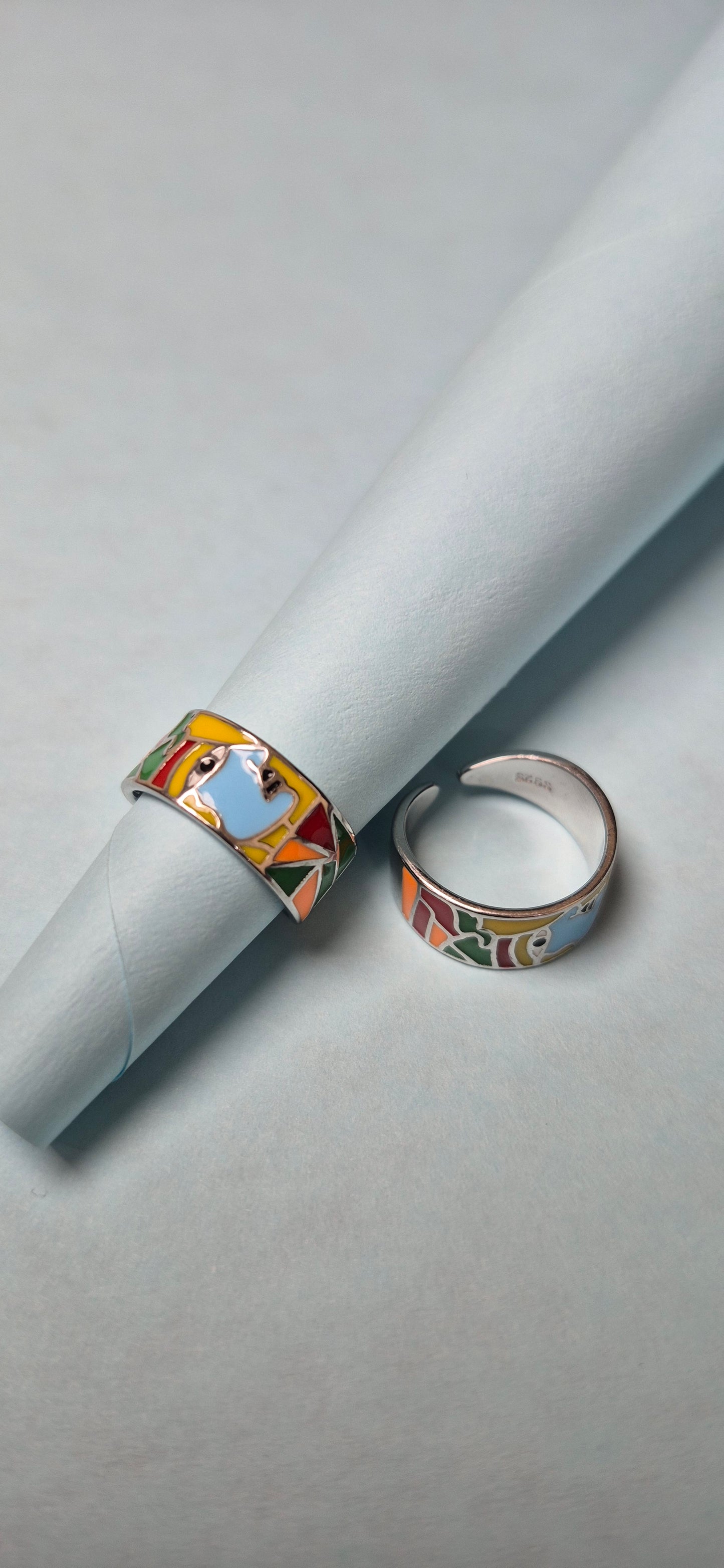 Tribal enamel toe rings