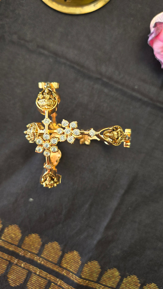 Laxmi kamalam Bangle