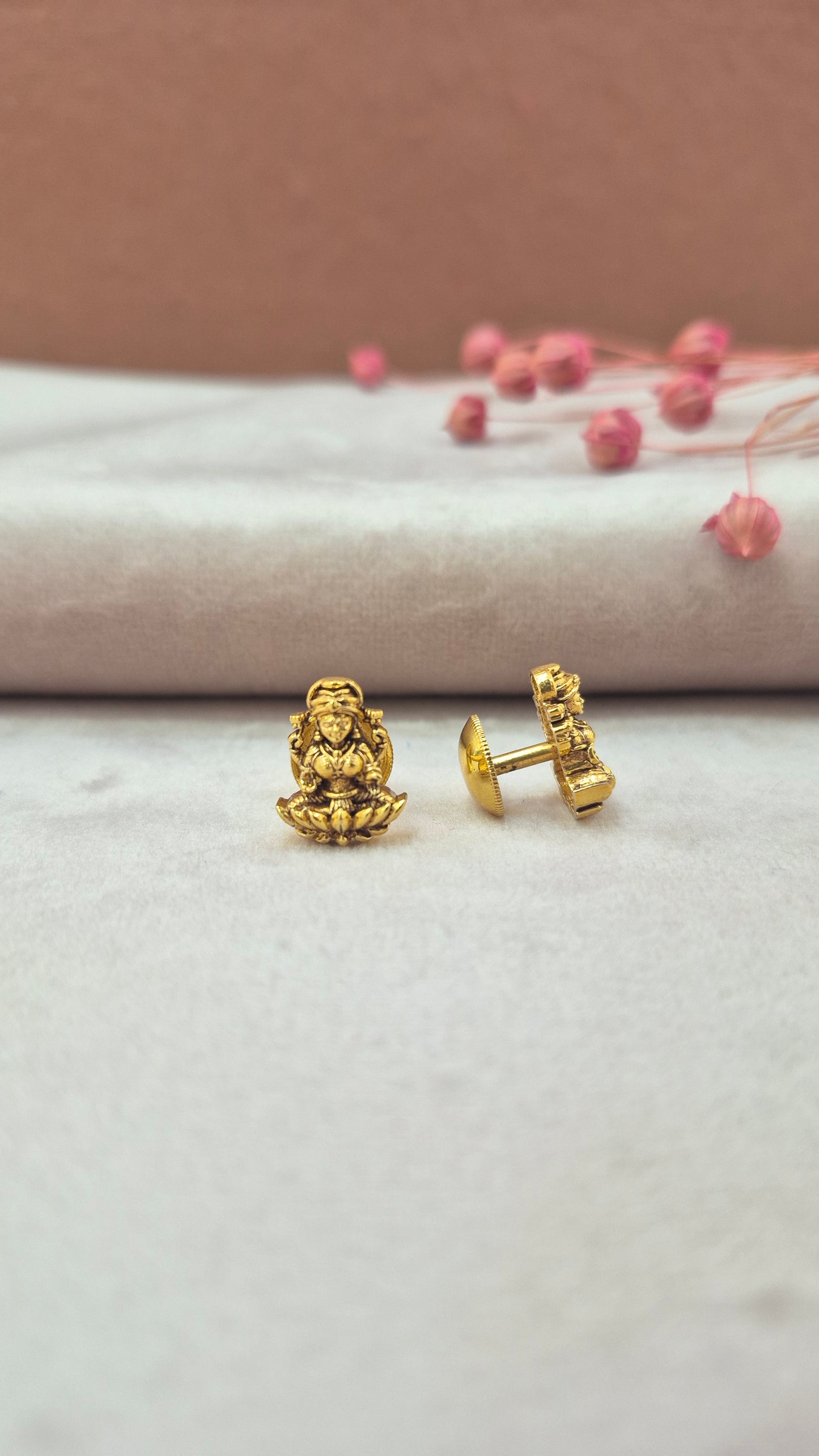 Small Lakshmi Stud