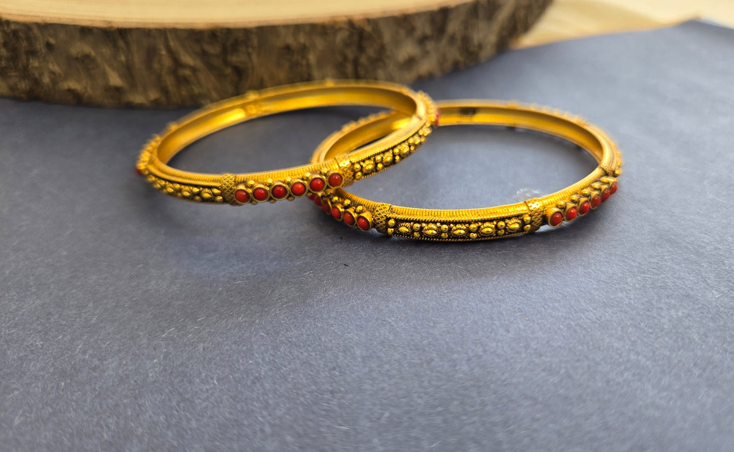 Coral Nagas bangle