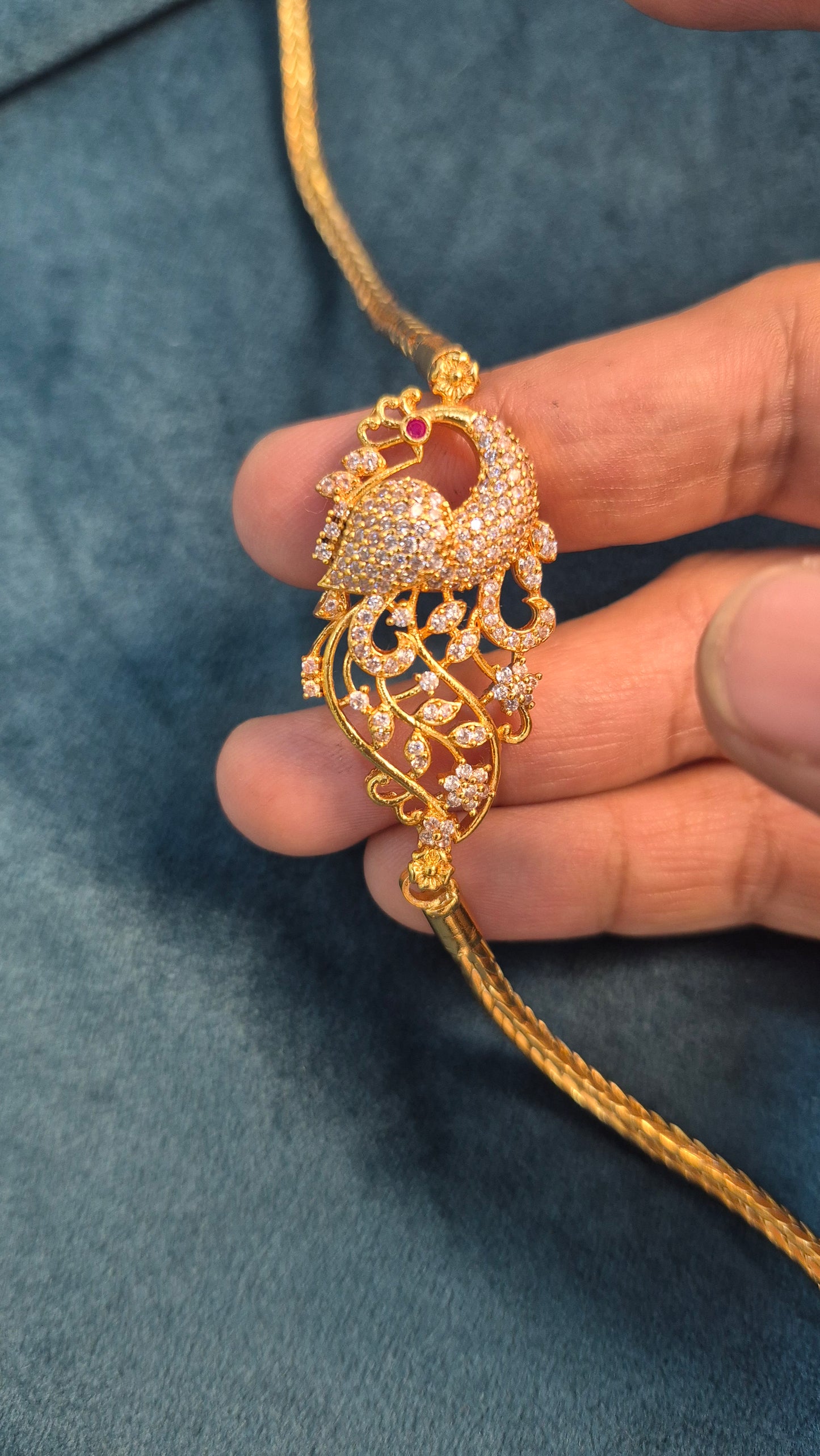 Peacock mogapu mangalyam chain