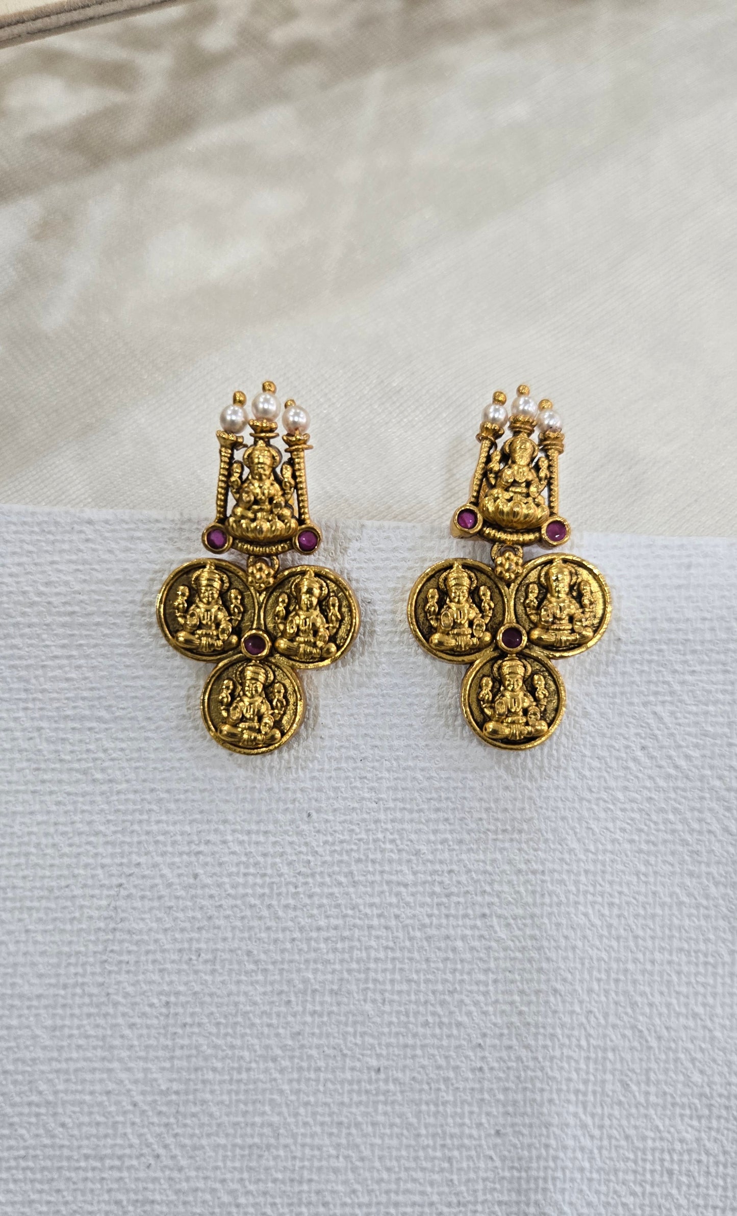 Kasu Nagas Stud Earrings