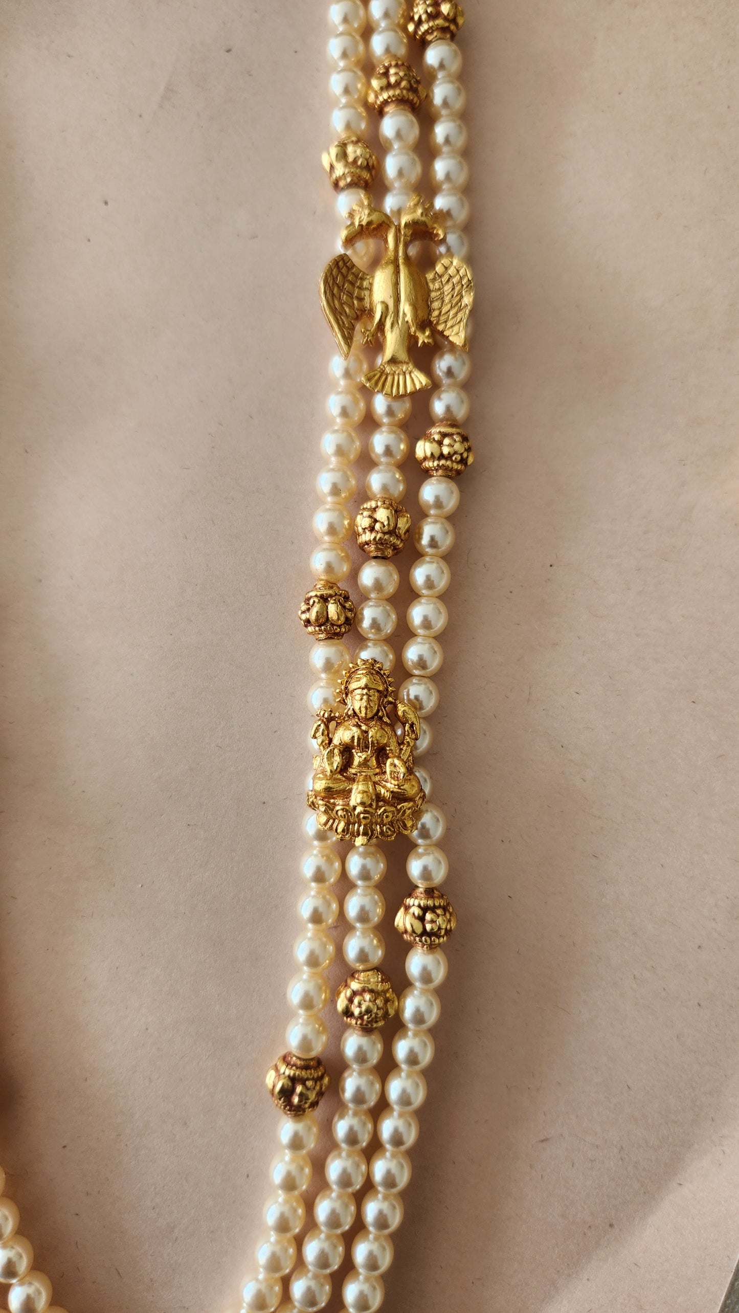 Pearls Gandaberunda Laxmi Haram