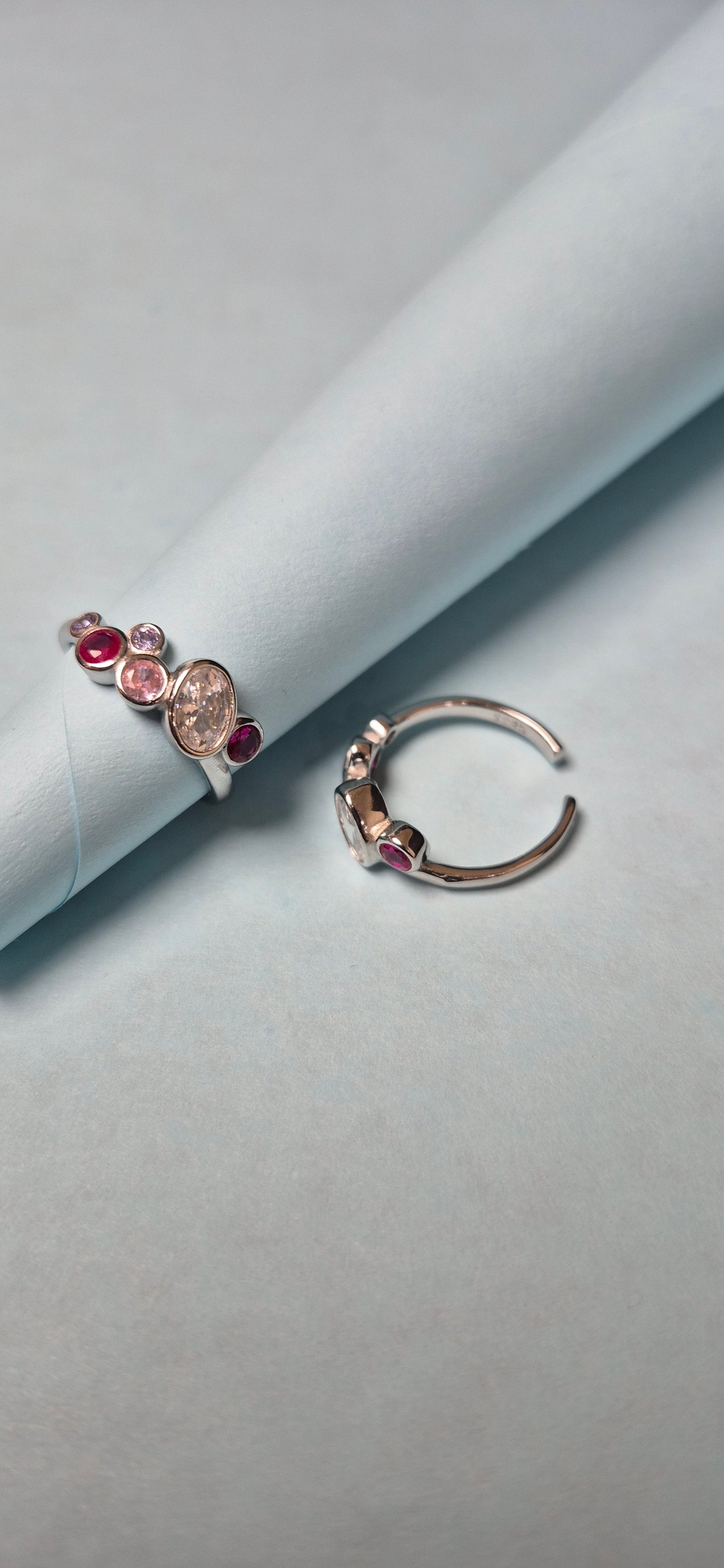 Premium close setting toe rings