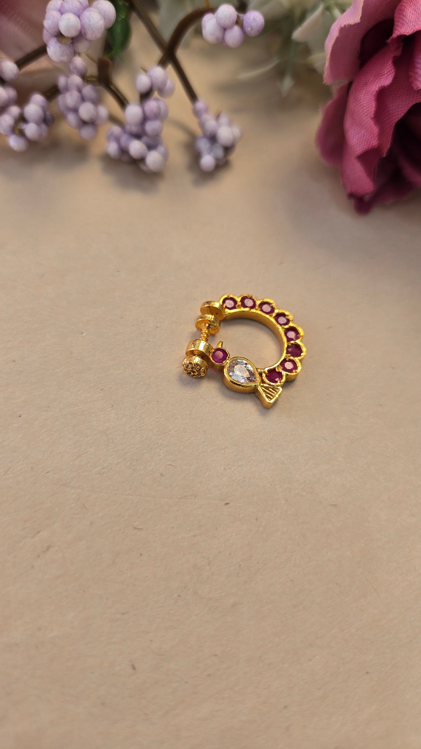 Nose pin