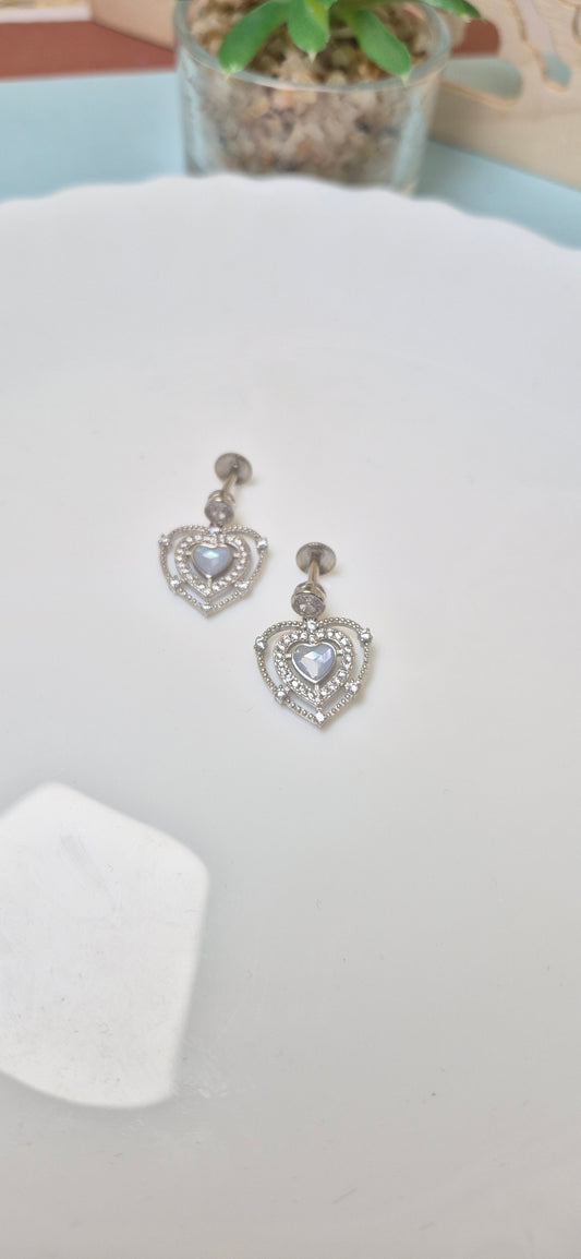 Mop heart stud