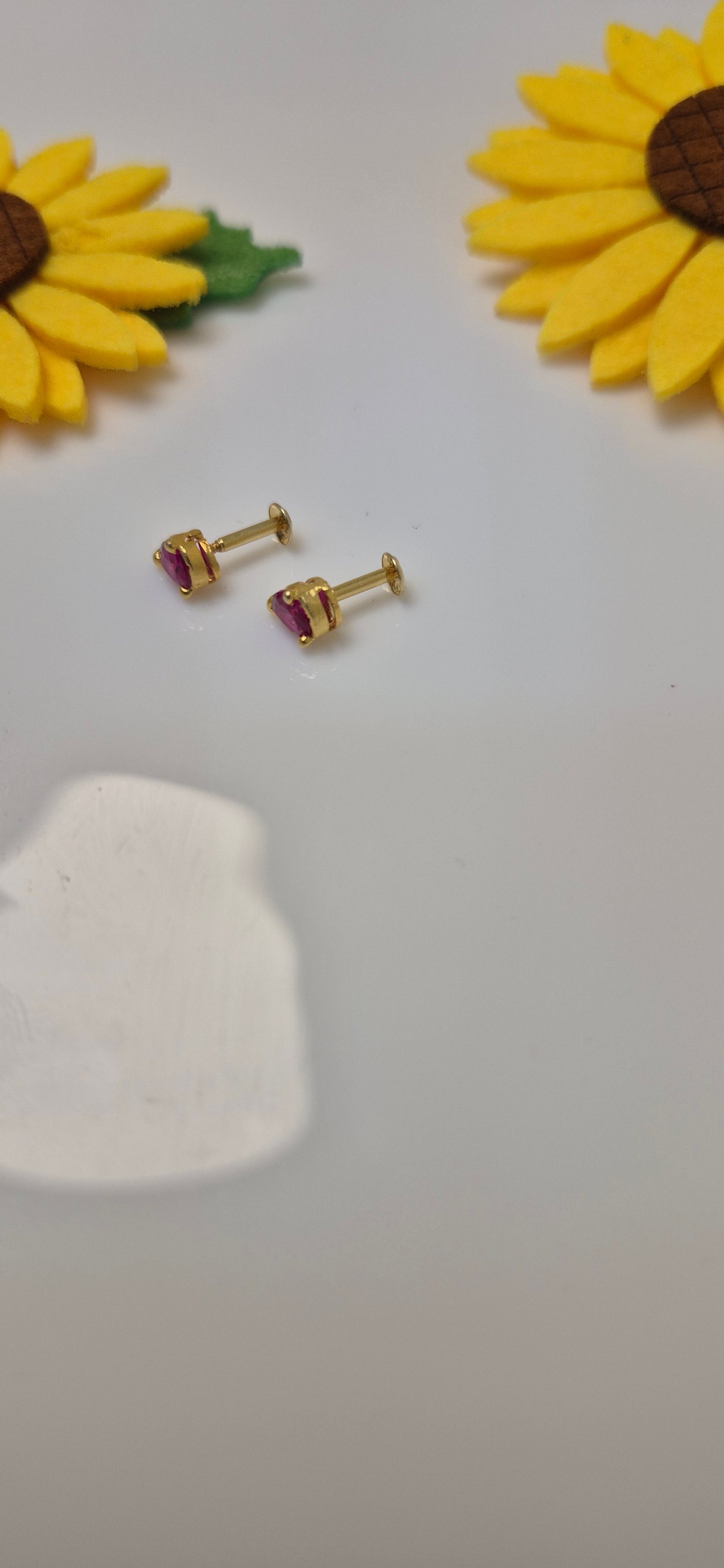 Pink baby stud vs nose pin vs sec stud