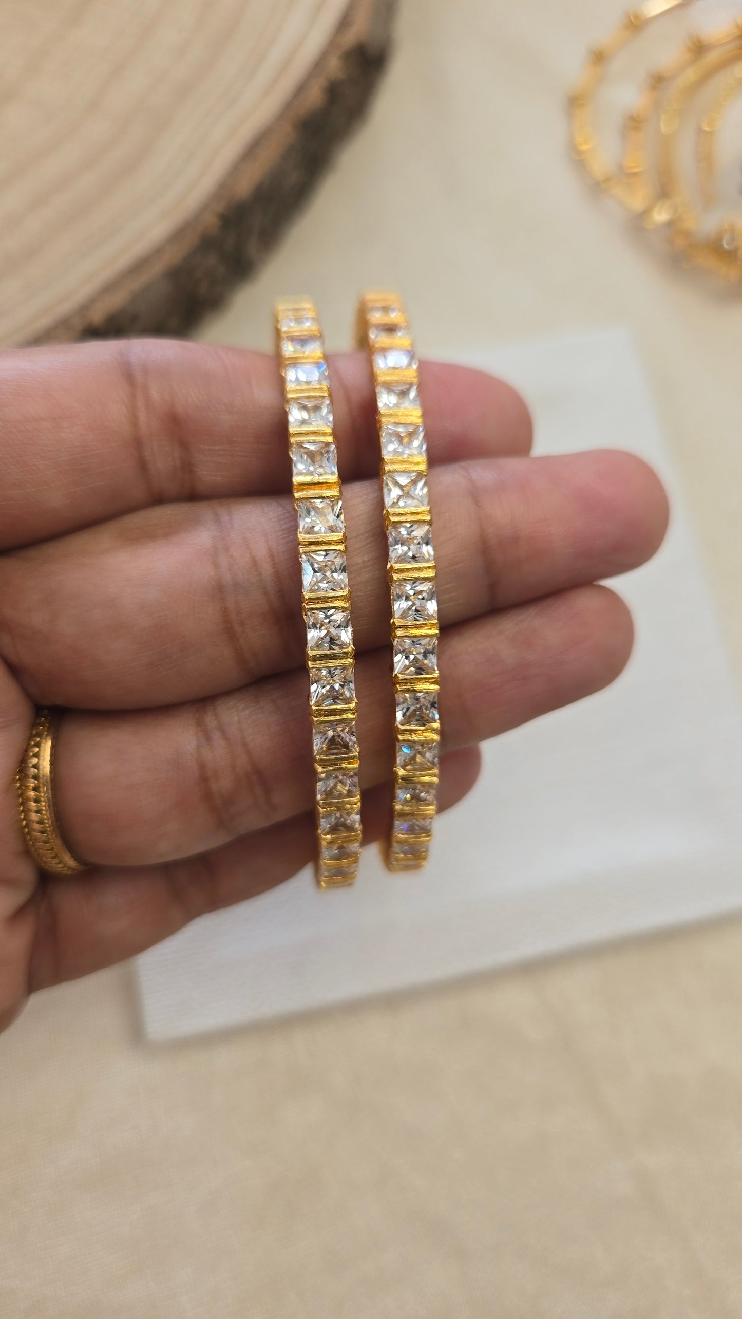 Semi precious stone