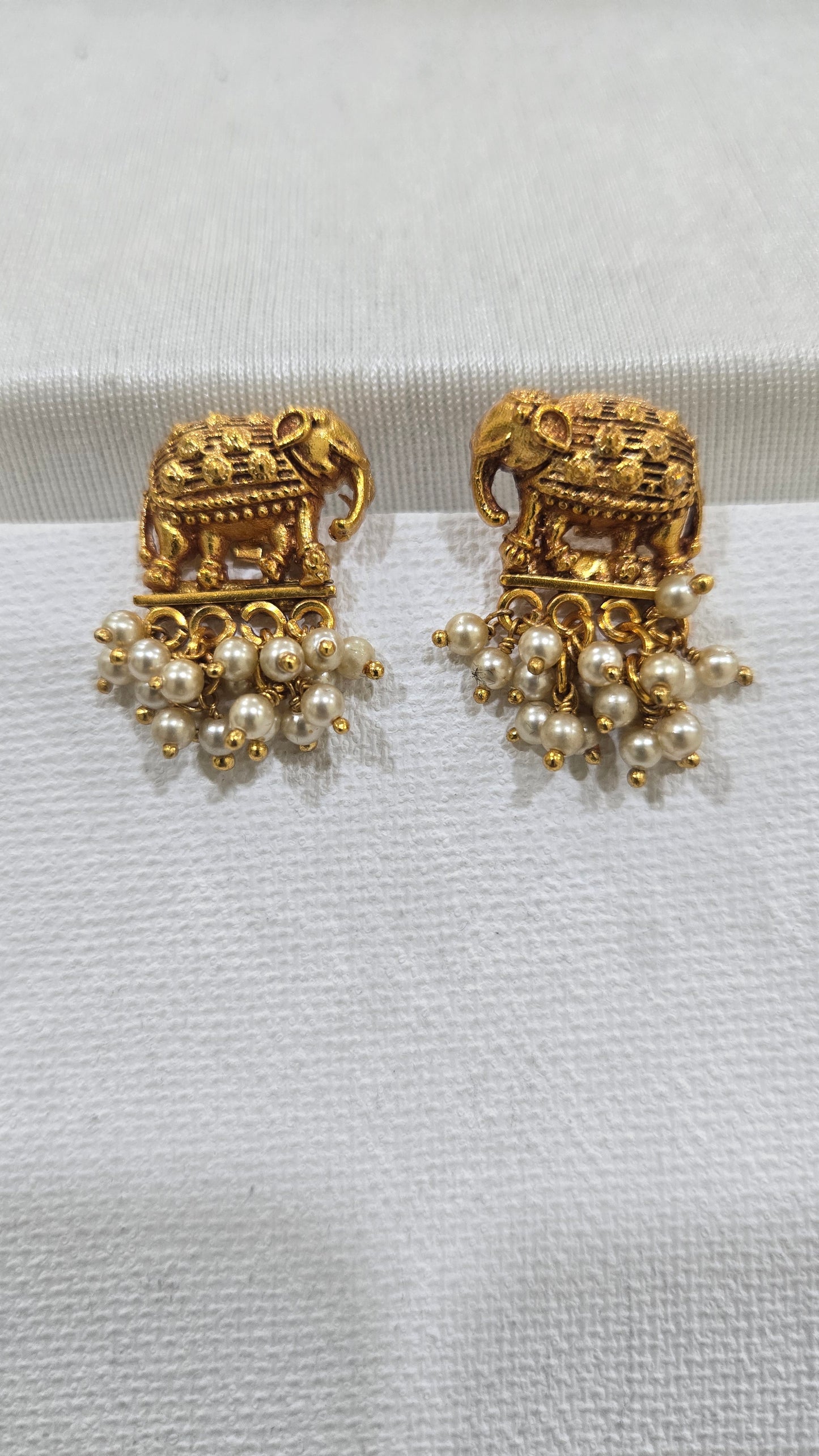 Elephant Earrings Pearl drops