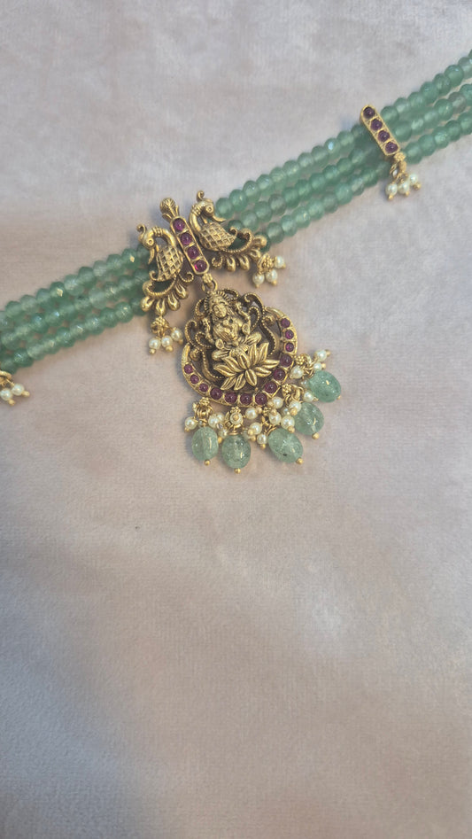 Lakshmi choker