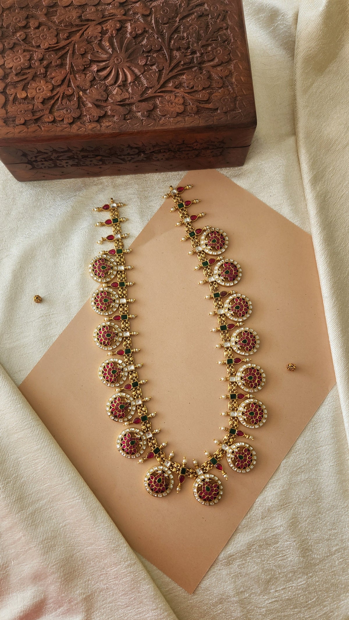 Kundan coin Queen Haram