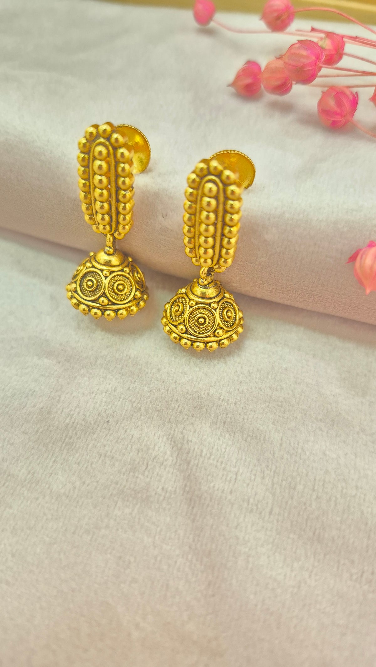 Small jumka