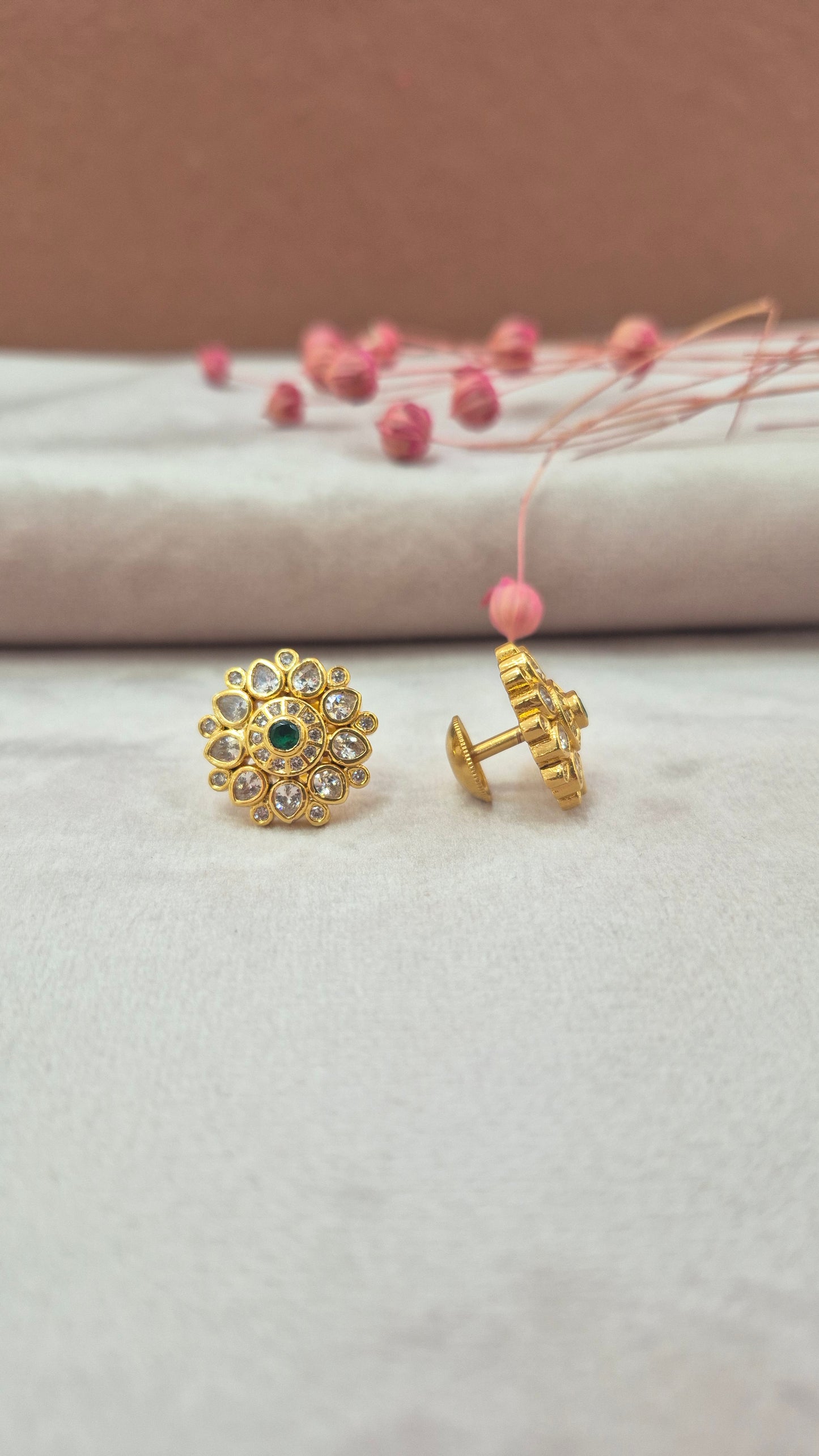 CZ green hrudya stone stud