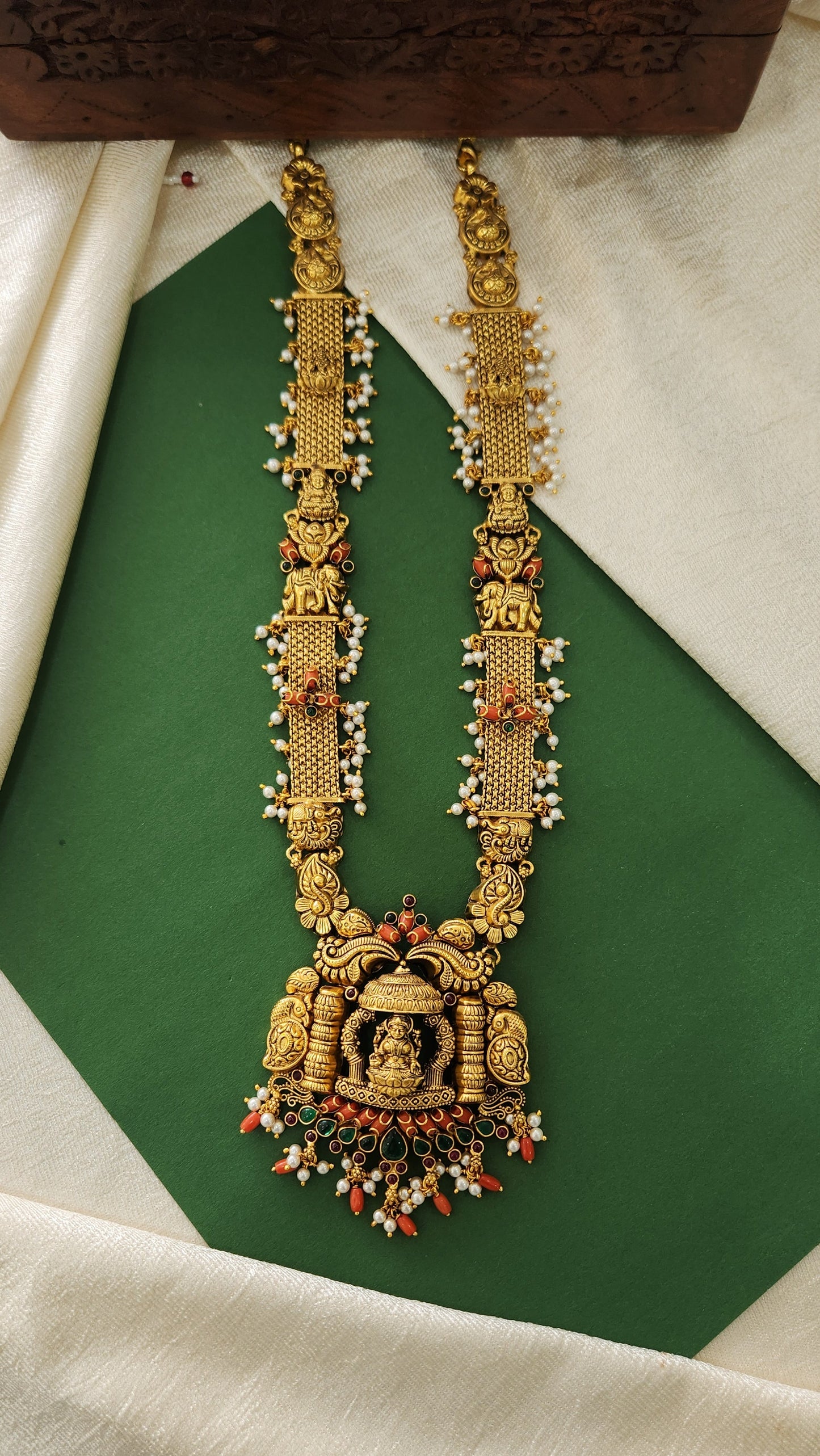 Corals and pearls laxmi haram
