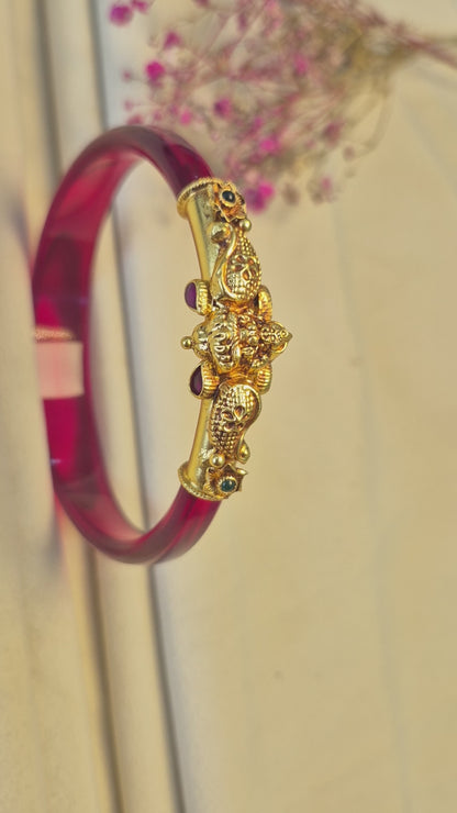 12 colour lakshmi Mogappu bangle