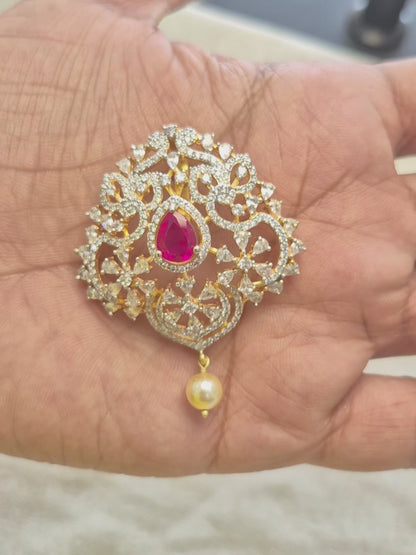 Pendant set