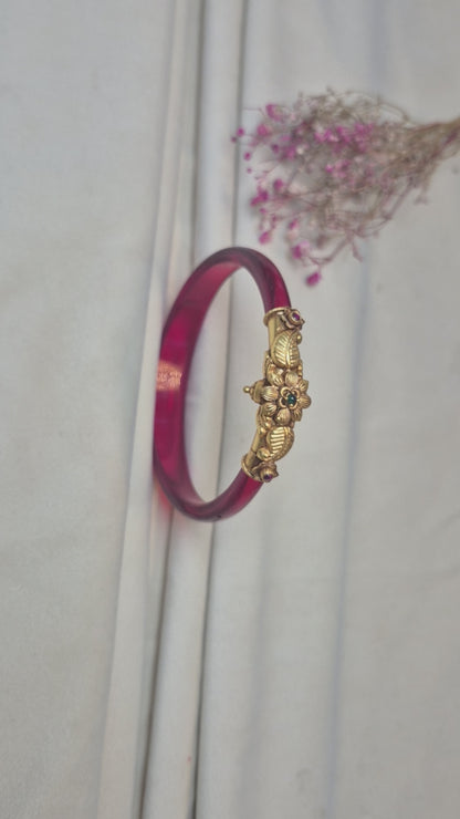 12 colour Nakas Mogappu bangle with Green and Red stone flower design center