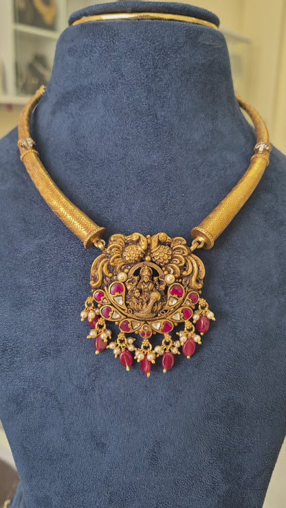 Antique kanti with Kundan pendant
