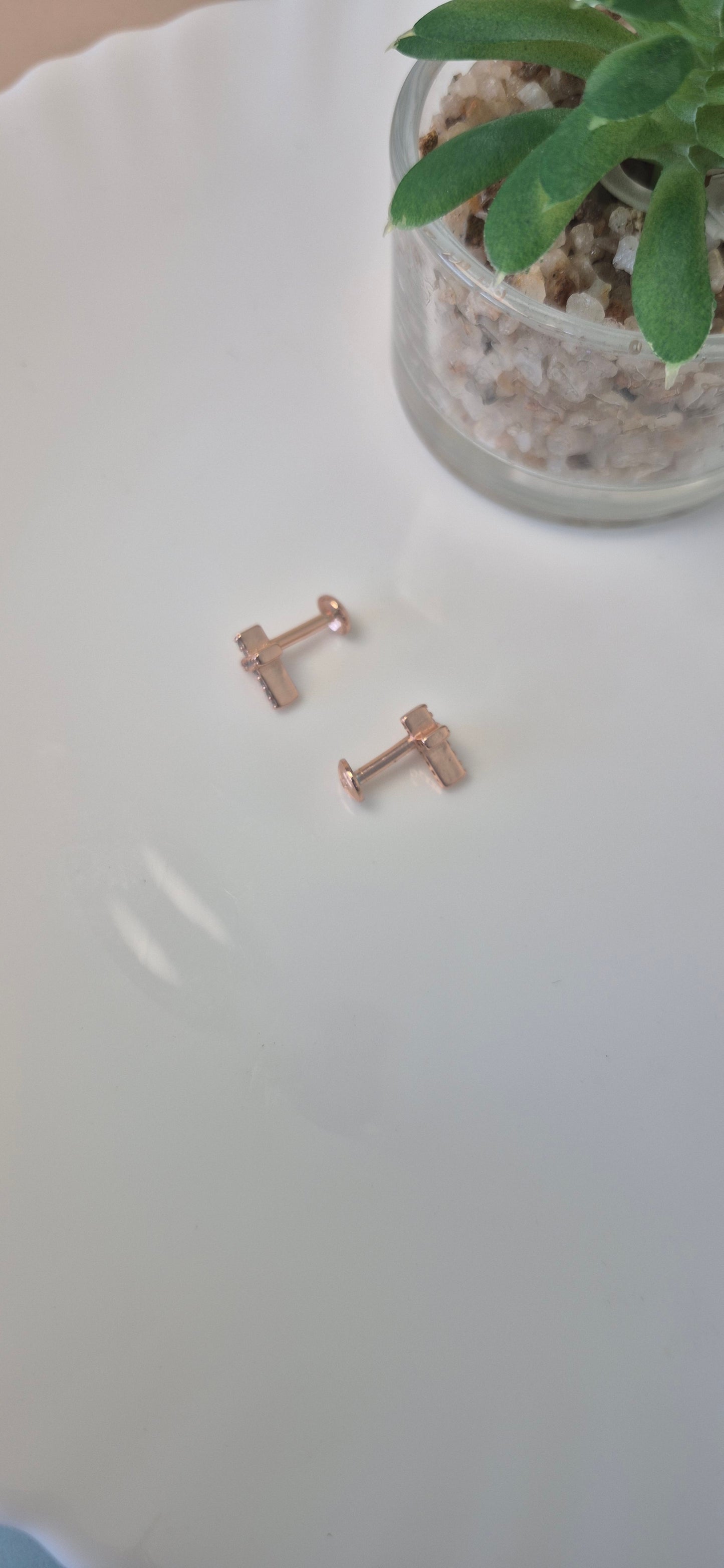 Cz Cross stud