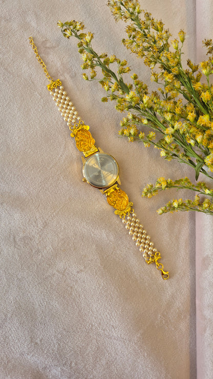 Green Dial pearl strap watch