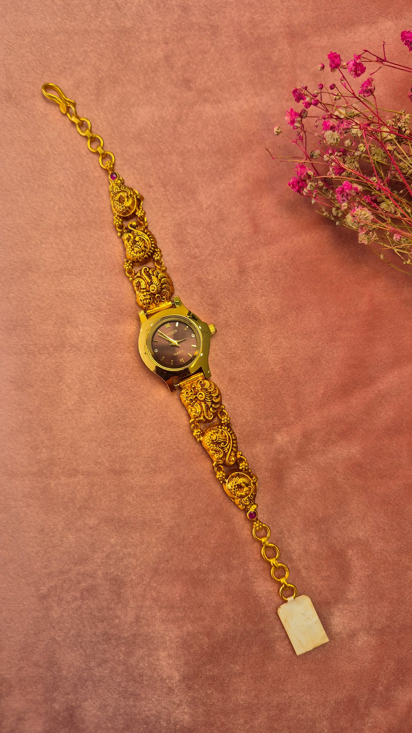 Peacock round maroon dial
