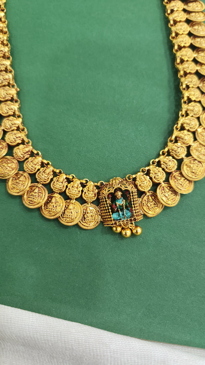 Light weight Kasu haram with small Laxmi embellished.