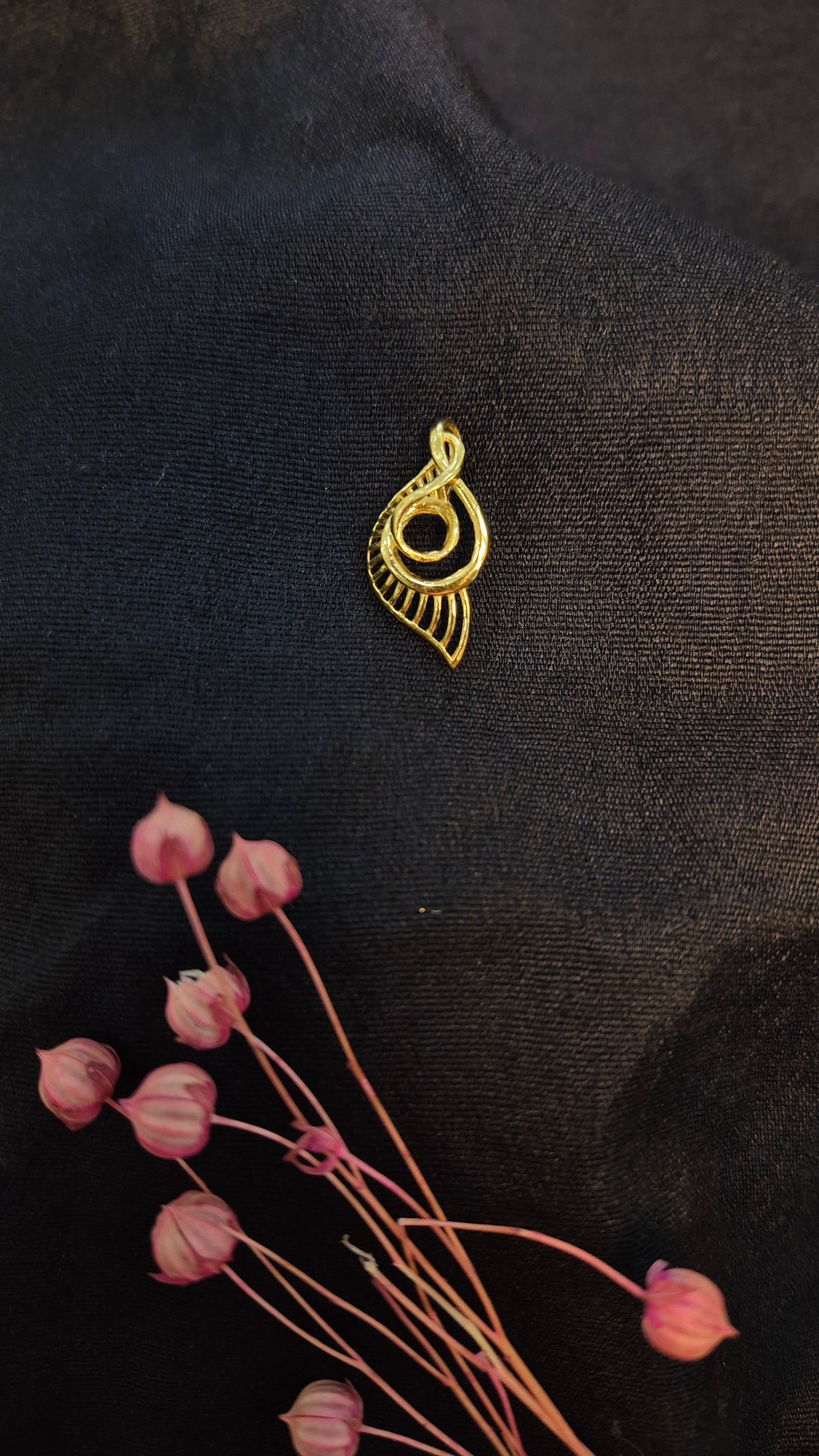 Sanka pendant set with earring