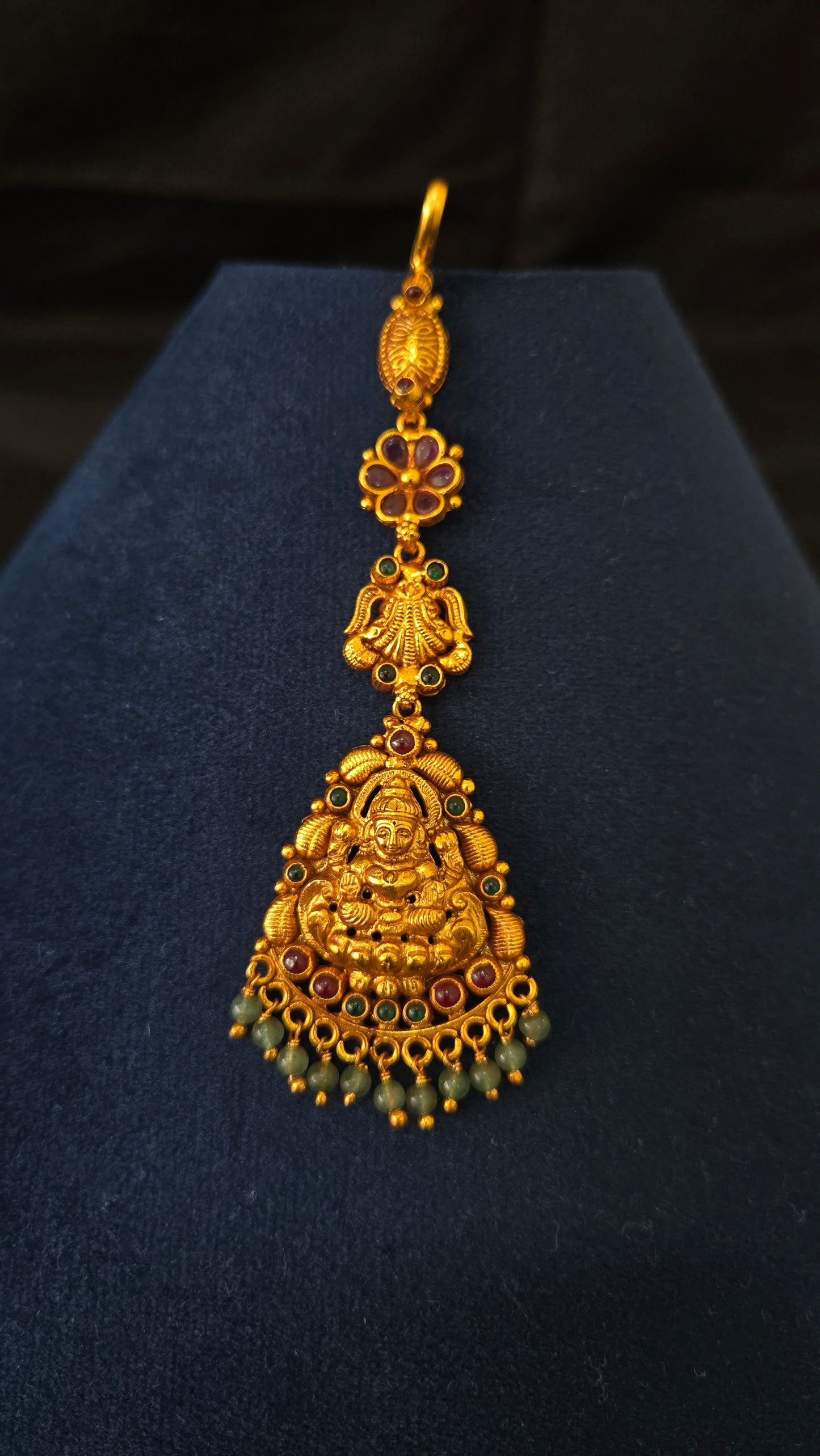 Lakshmi maang tikka