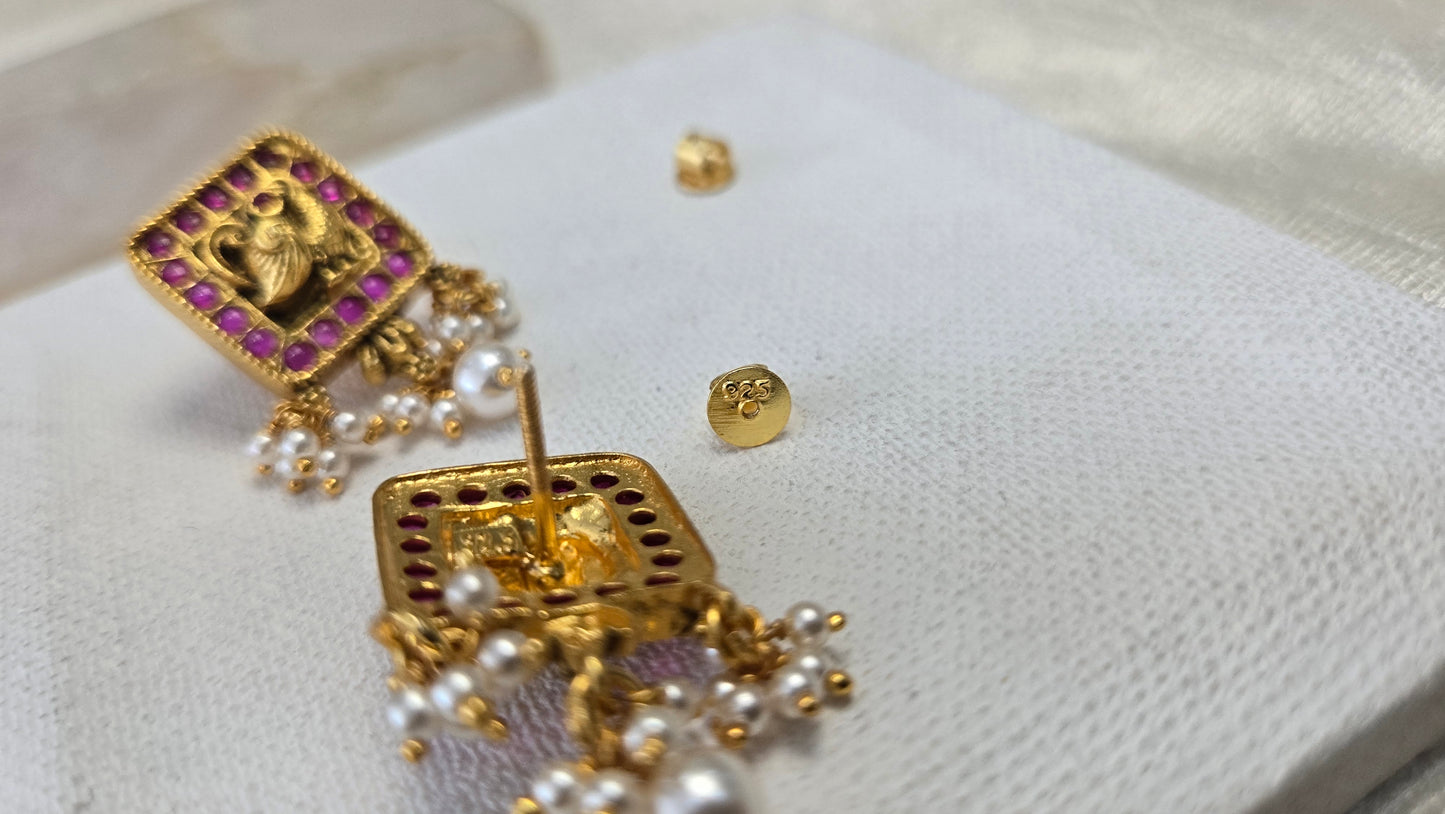 Kundan square stud Earrings