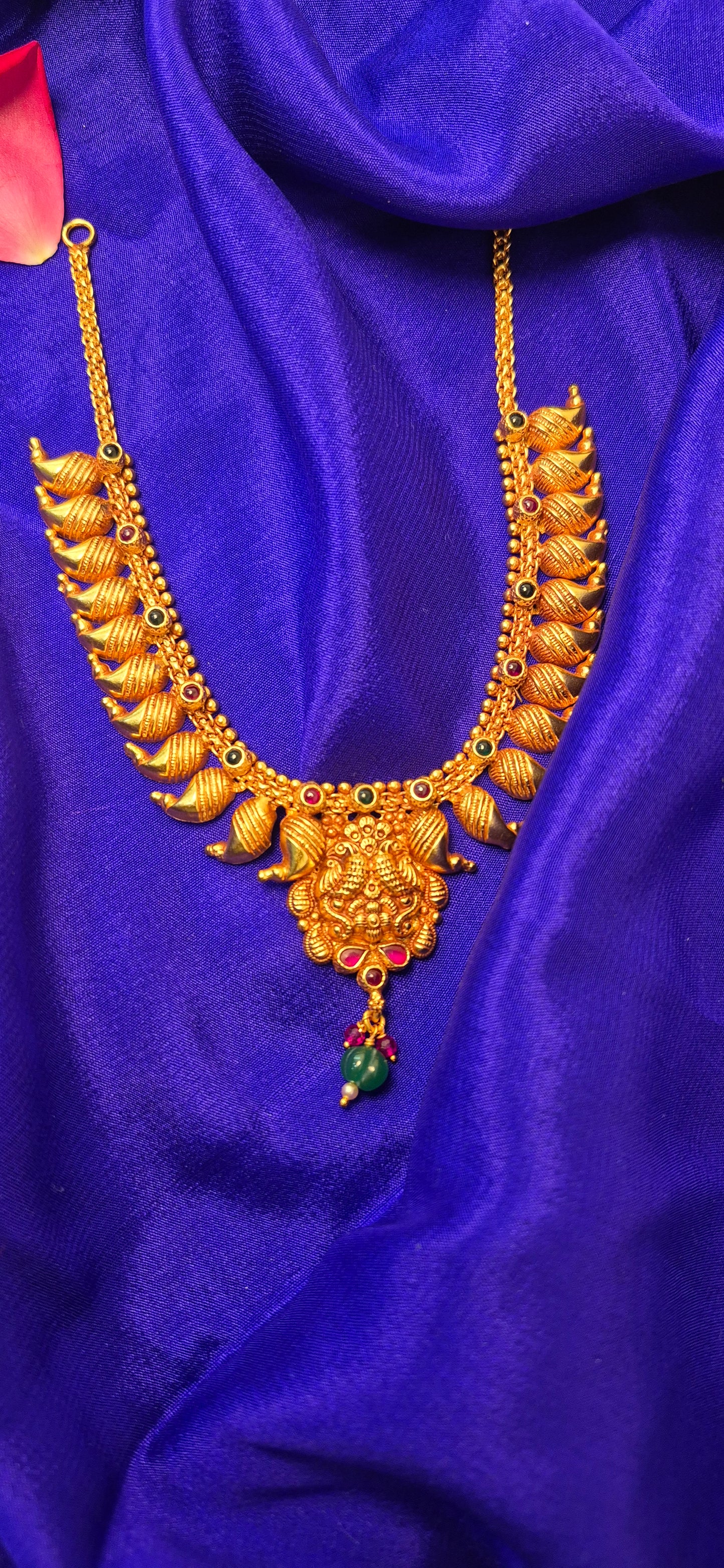 Mango necklace