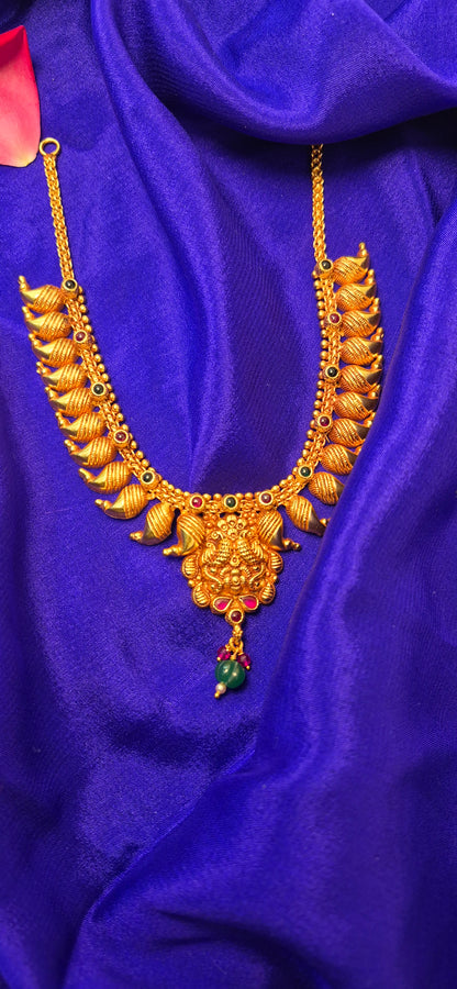 Mango necklace