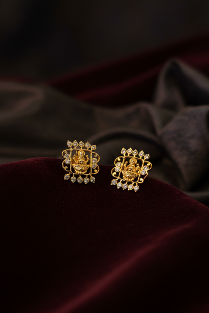 Close setting Studs