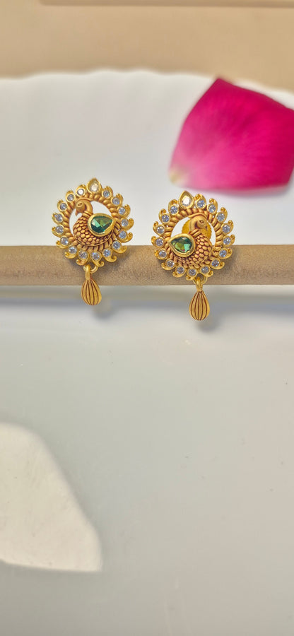 Hamsa studs