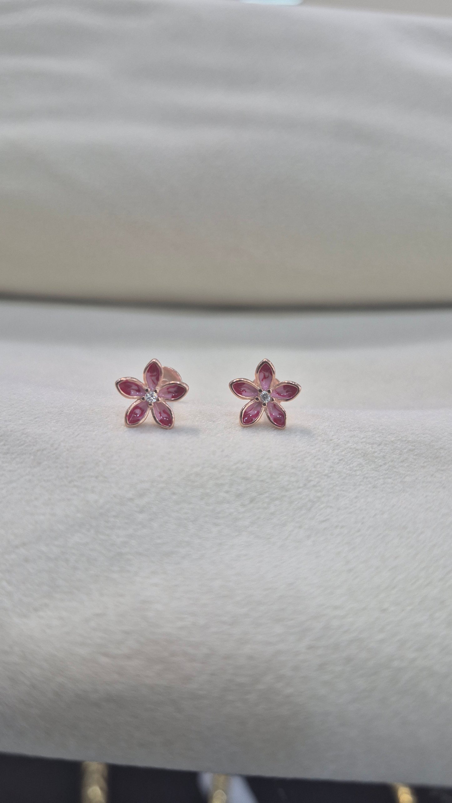 5 Petal Red Stud