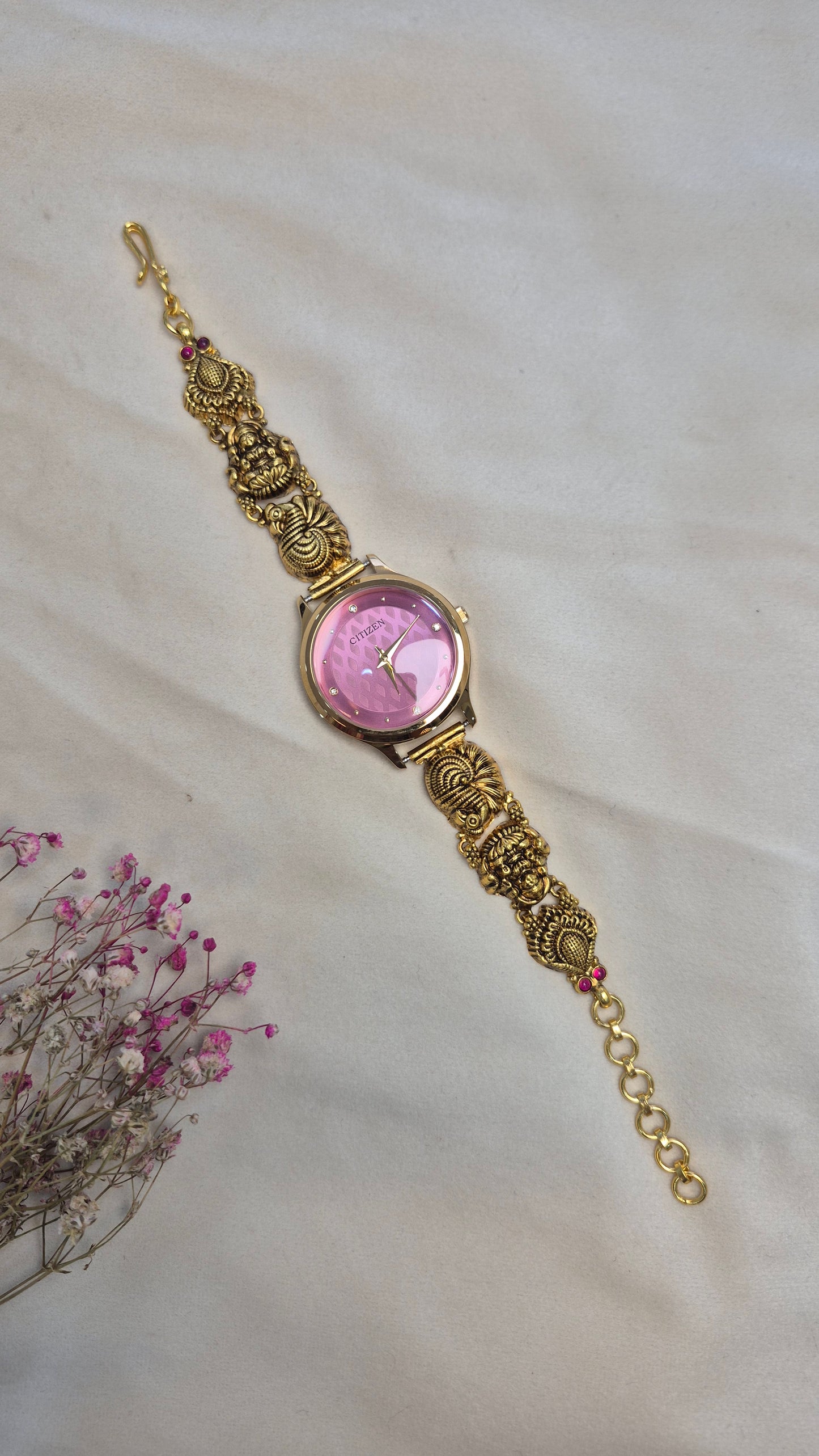 Antique onion pink round dial
