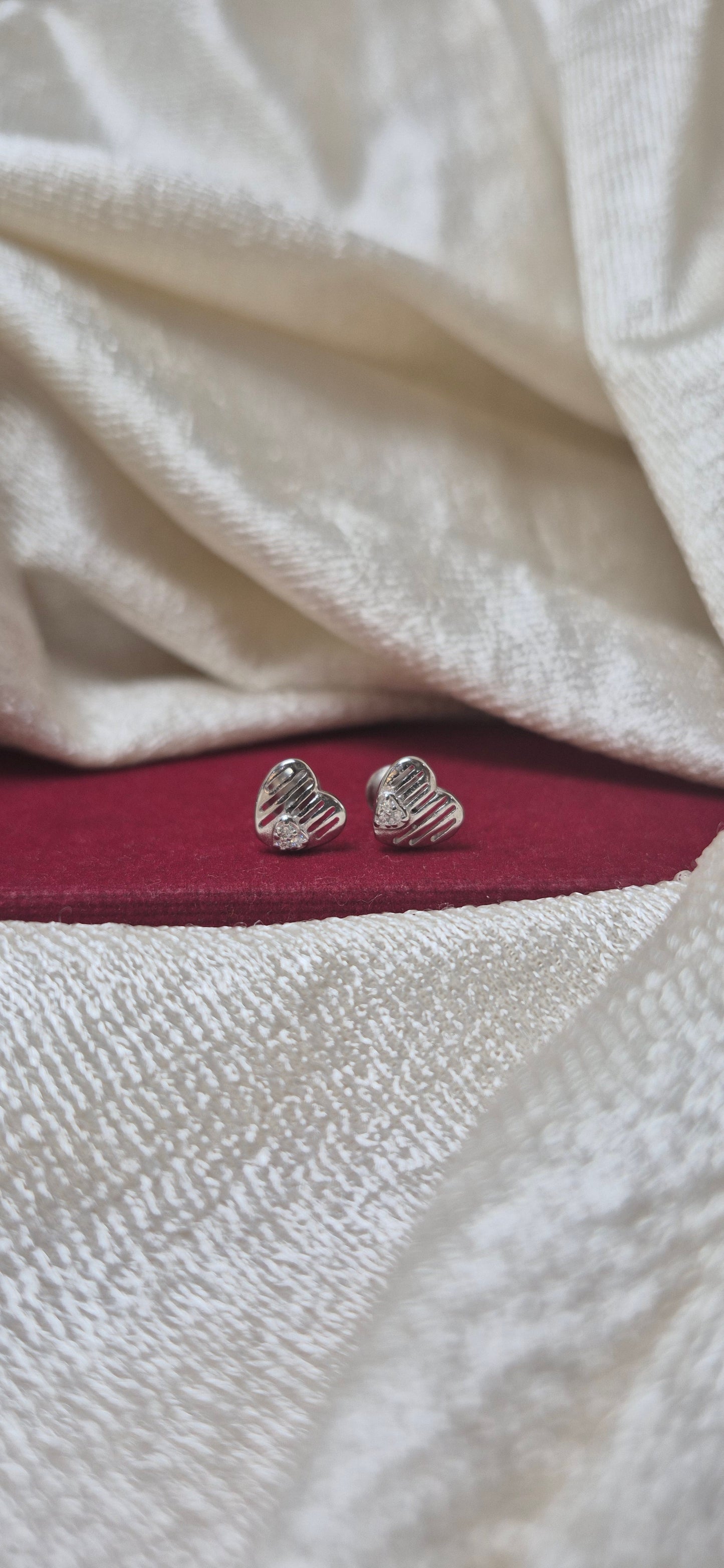 Heart stud