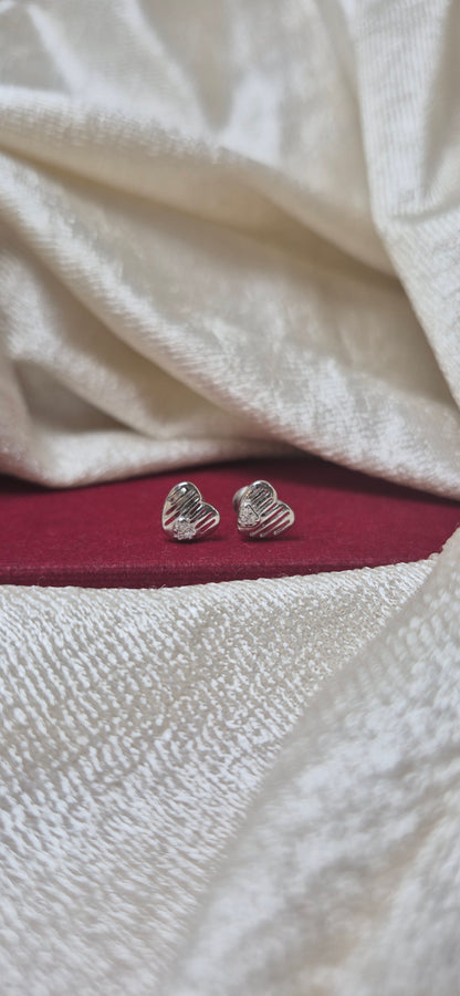 Heart stud